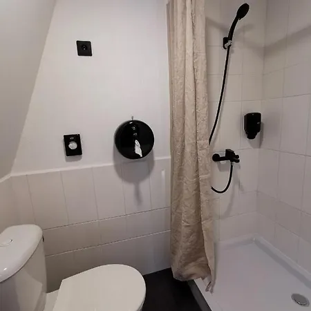 Tree-top Village, Tokajske Domceky V Korunach Stromov Mala Bara